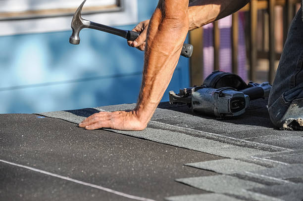 Reliable Flat Roof Repair contractor in Thrall, TX by Ben Roofing and Steel LLC